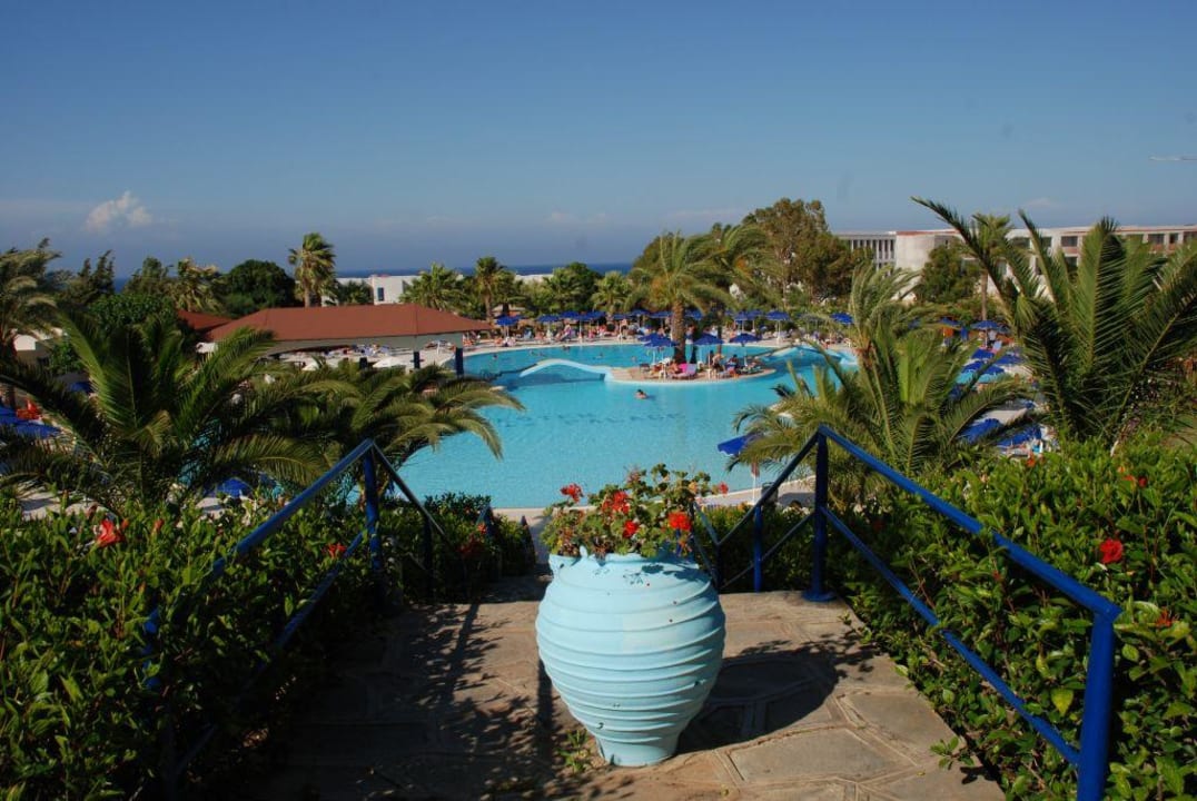 Pool und Garten Kresten Palace Hotel