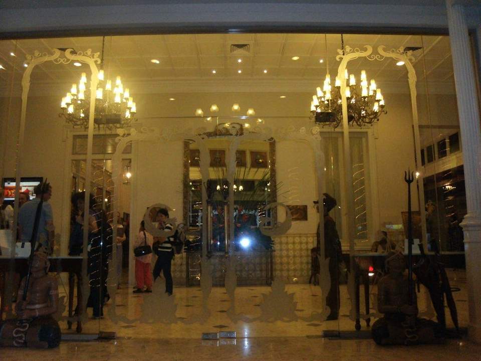 Eingangsbereich Hotel The Phoenix Hotel Yogyakarta