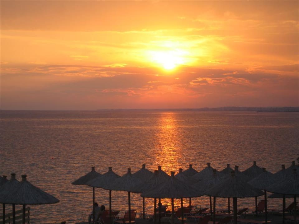 Sonnenuntergang Istion Club & Spa