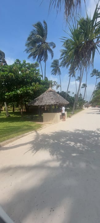 Gartenanlage Neptune Pwani Beach Resort & Spa