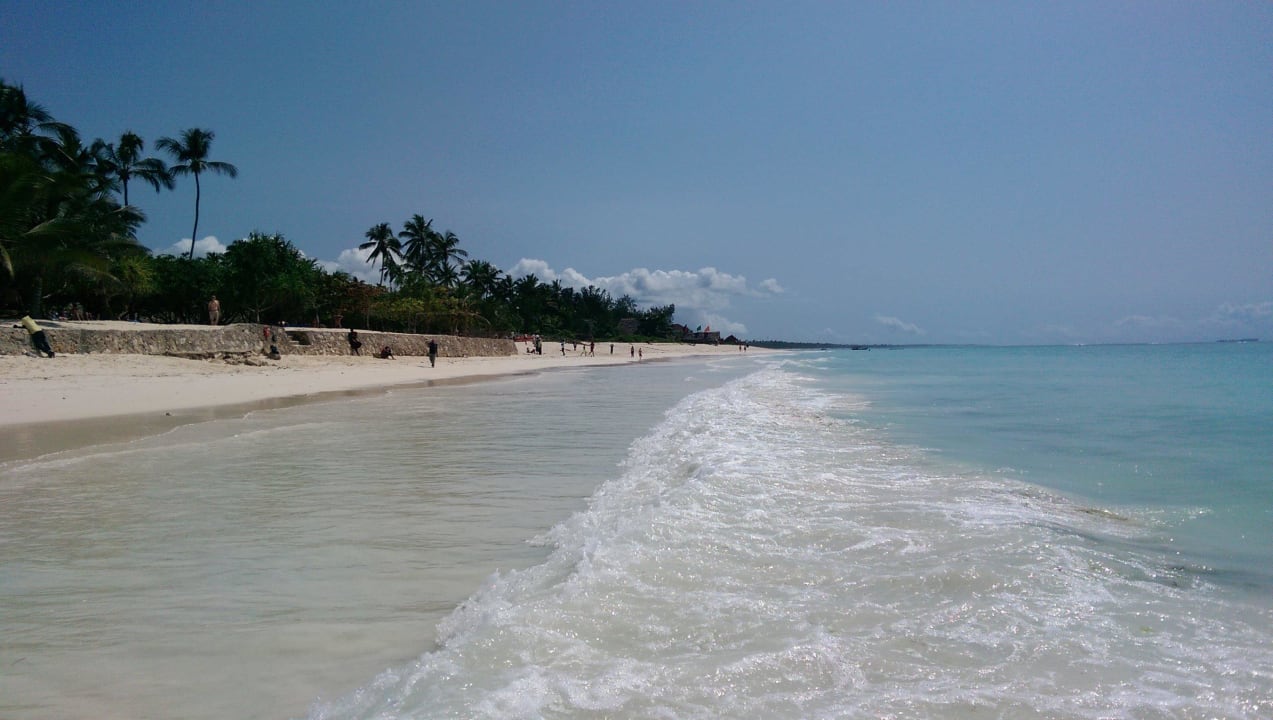 Strand Neptune Pwani Beach Resort & Spa