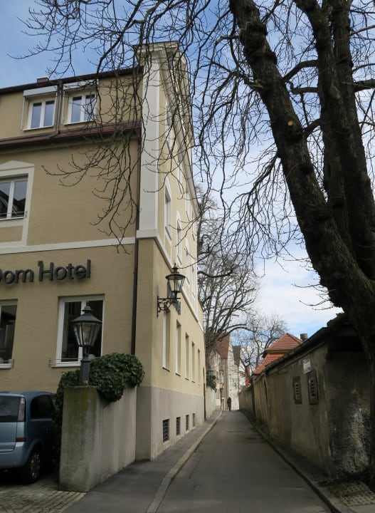 Außenansicht Dom Hotel Augsburg