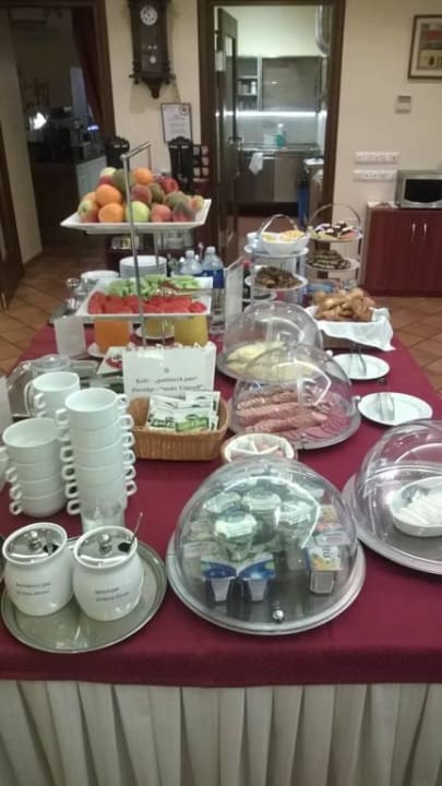 Frühstück Hotel Rinno