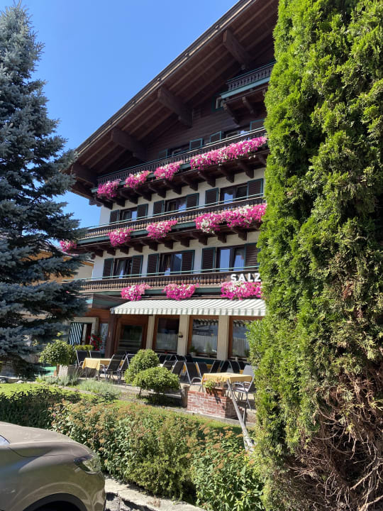 Außenansicht Hotel Salzburgerhof