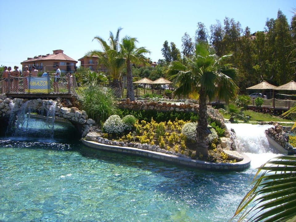Amazon water world Club Grand Side