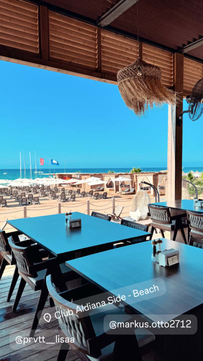 Strand Jacaranda Luxury Resort