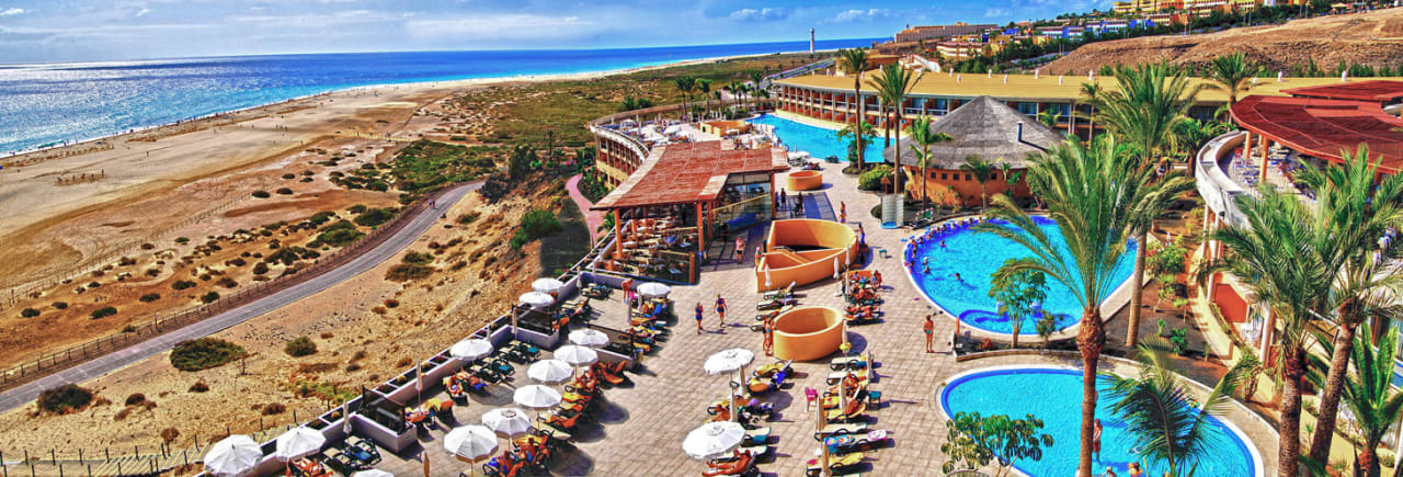 Poolanlage mit Meeresblick Iberostar Selection Fuerteventura Palace