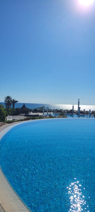 Pool Starlight Resort Hotel