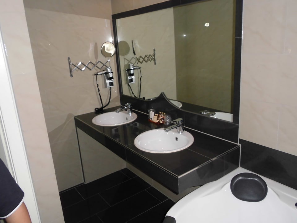 Badezimmer ATLAS Grand Hotel