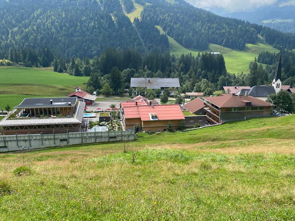Außenansicht HUBERTUS Mountain Refugio Allgäu