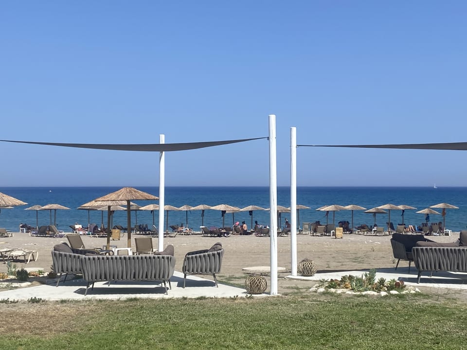 Strand Asterias Beach Resort