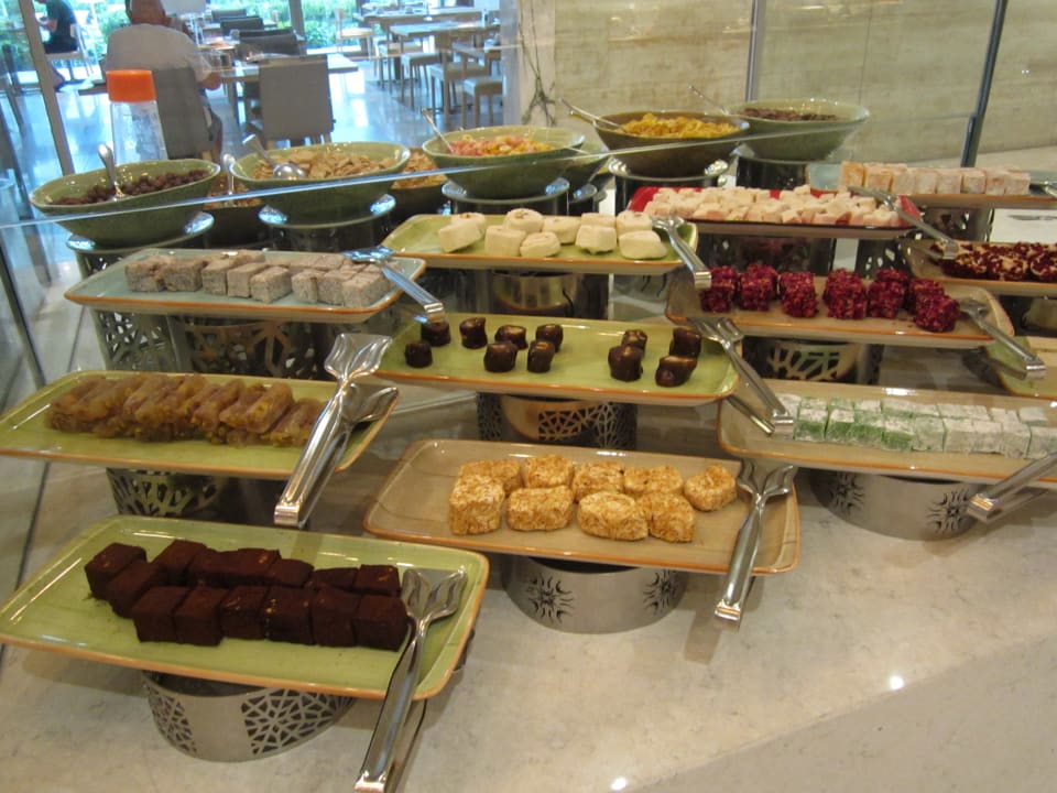 Gastro Acanthus Cennet Barut Collection