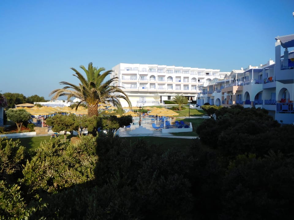 2 basen Hotel Serita Beach