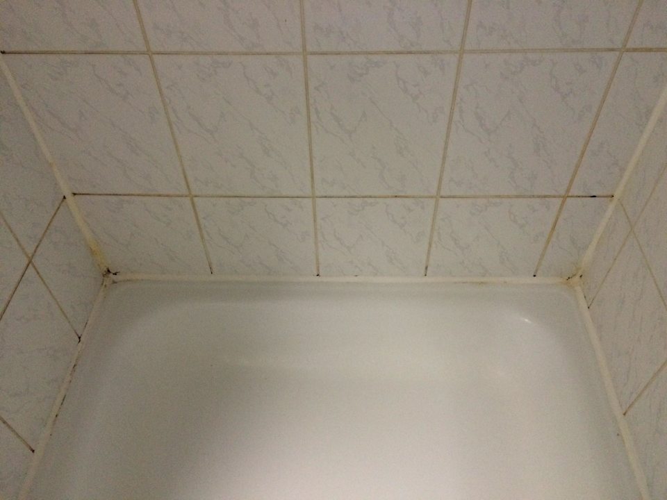 Bodenbereich Dusche Hotel Regent