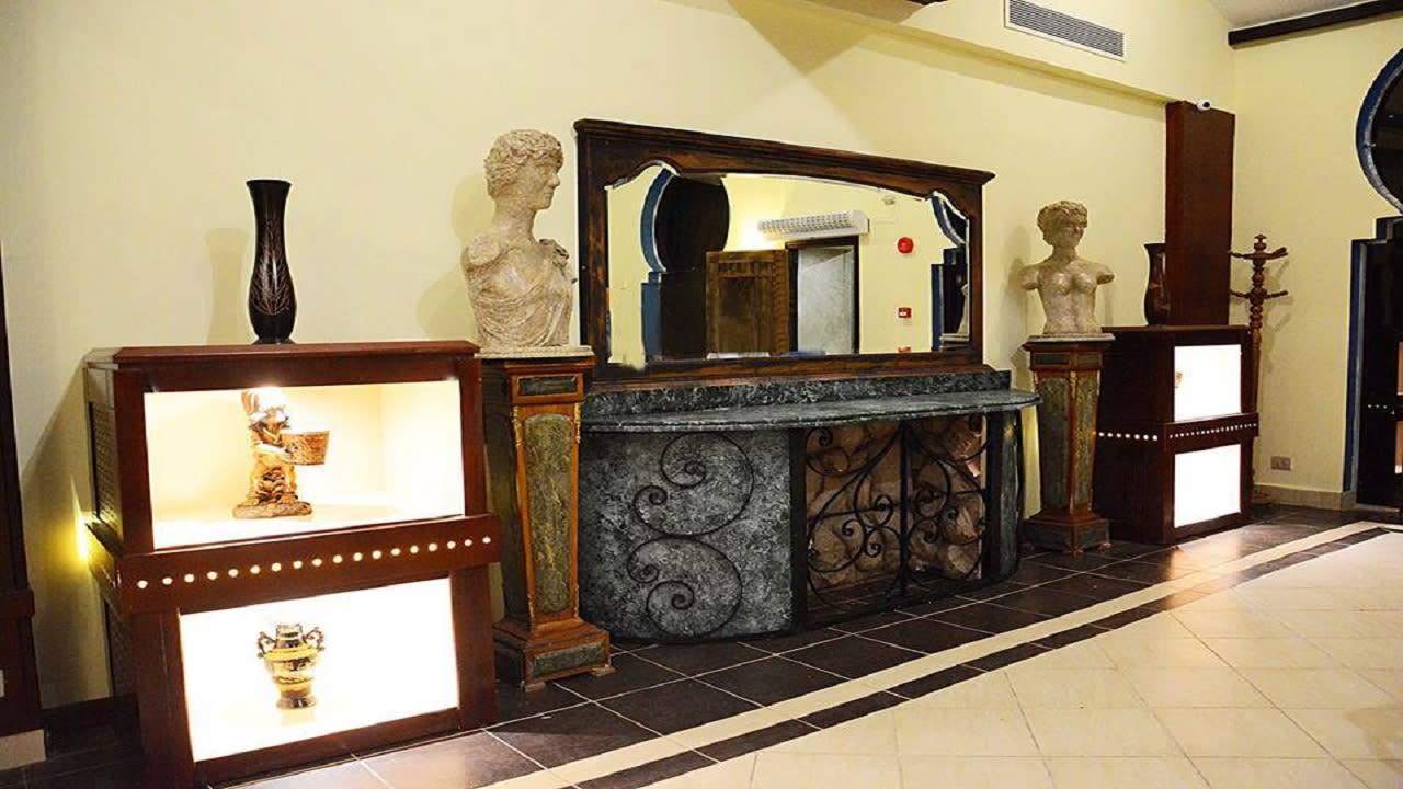 Gastro Sea Beach Aqua Park Resort Managed by Blue Resorts