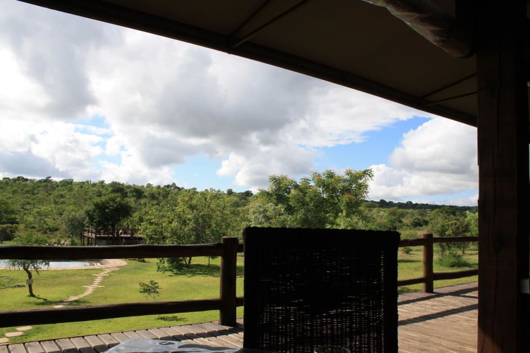 Blick vom Restaurant Nkambeni Tented Lodge