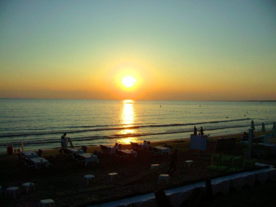Sonnenuntergang Hotel Andiz Beach