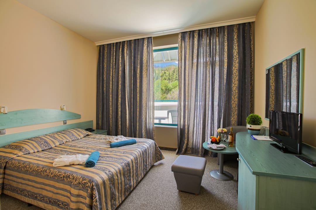 Zimmer Berlin Golden Beach