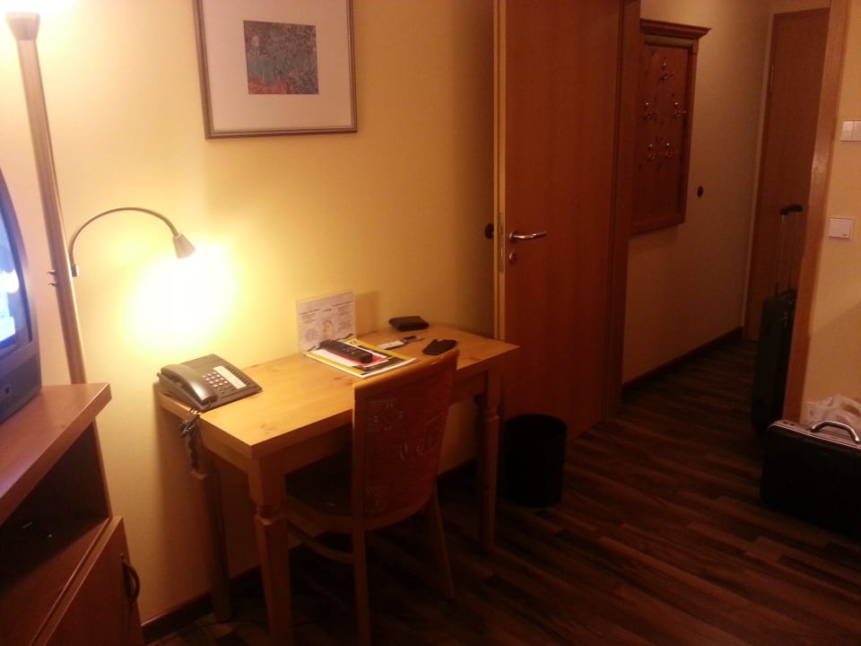Übersicht Schreibtisch Hotel Gasthof zur Post