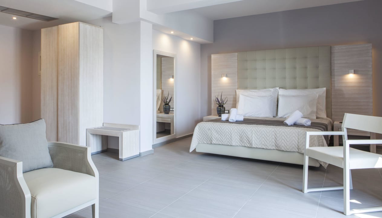 Room Aqua Oliva Resort - Across Hotels & Resorts