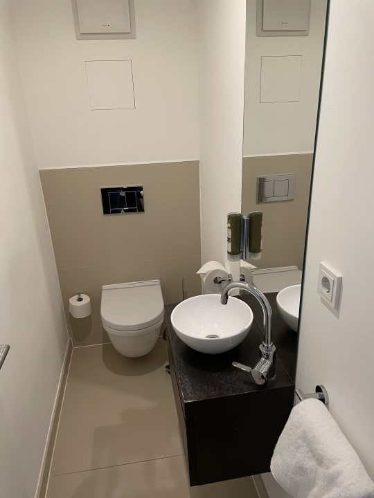 Zimmer Goodman's Living Apartments