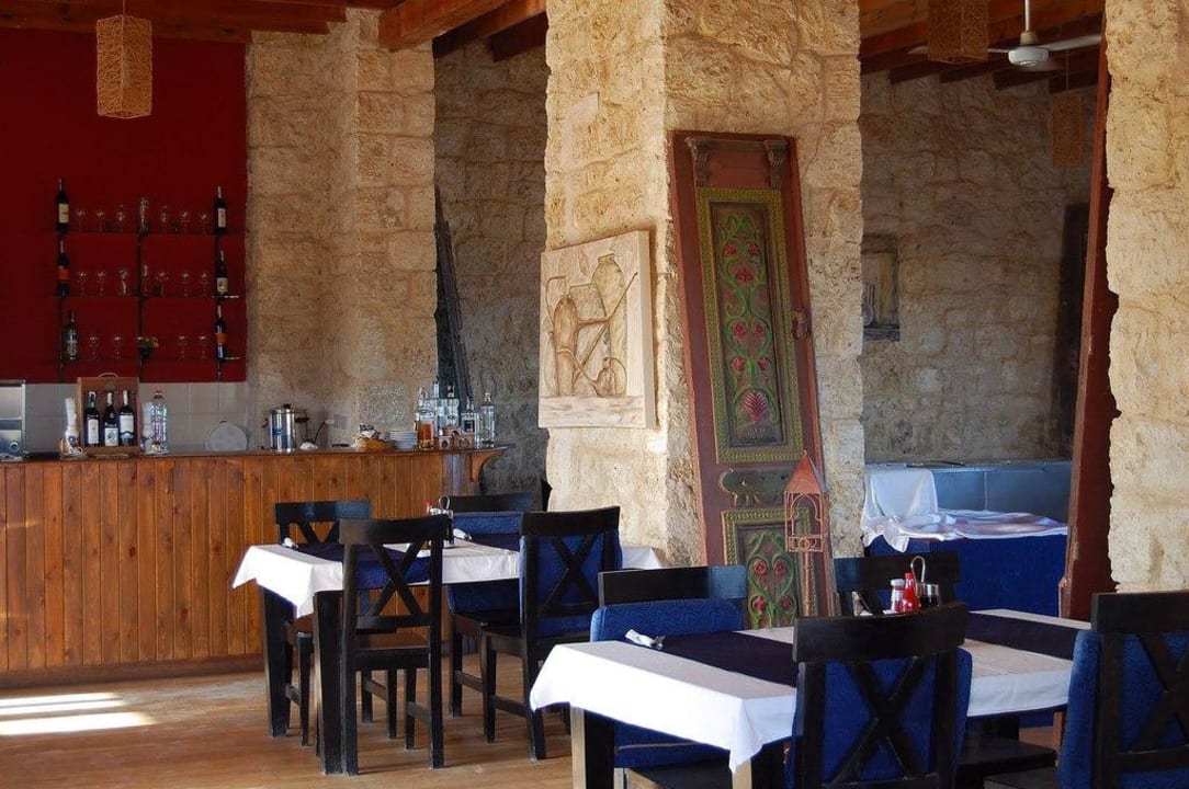 Gemütlicher Speisesaal The Oasis Dive Resort