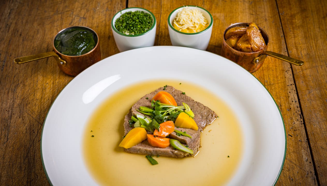 Gastro Der Schlosswirt zu Anif - Biedermeierhotel & Restaurant