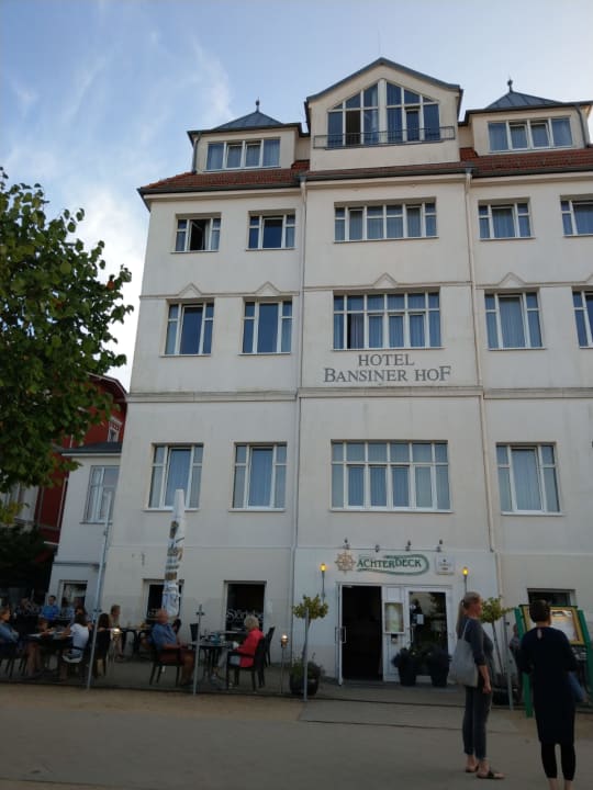 Außenansicht Strandhotel Bansiner Hof