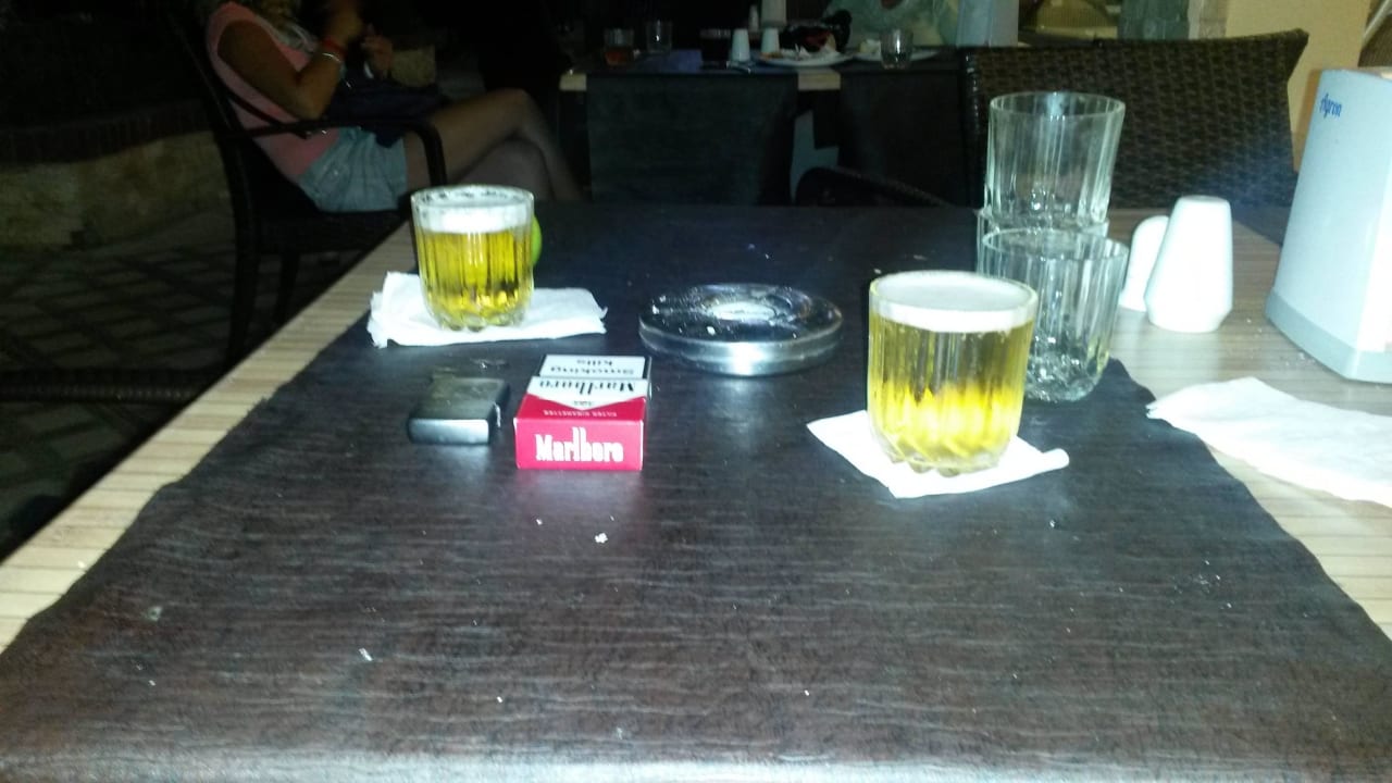 Tolles Bier Hotel Asrin Beach