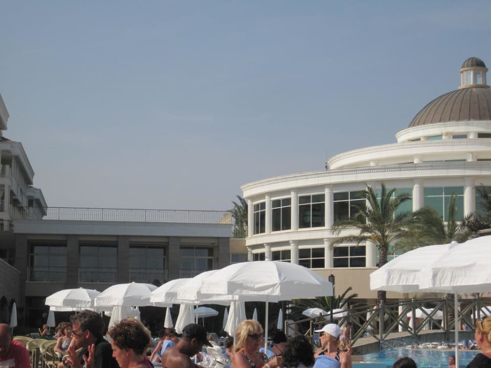 Blick auf das Haupthaus Trendy Aspendos Beach Hotel
