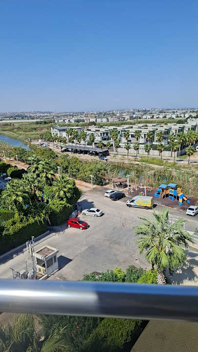 Außenansicht Ramada Resort Lara