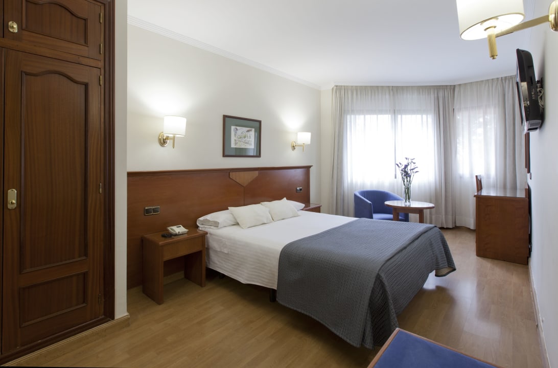 Zimmer Hotel Porcel Alixares