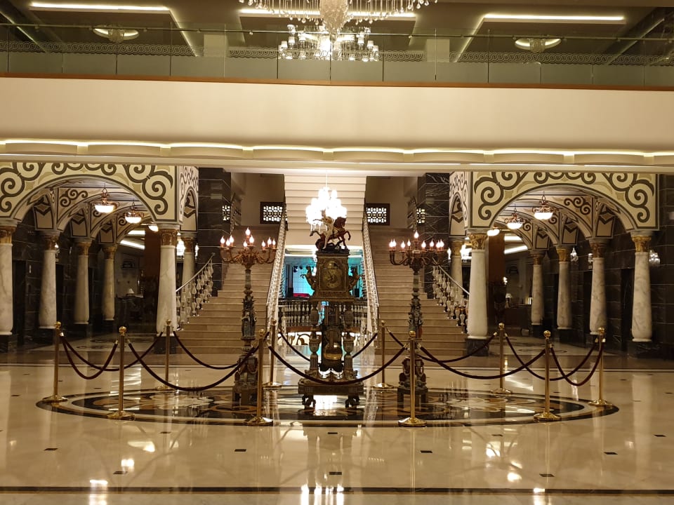 Lobby Royal Holiday Palace