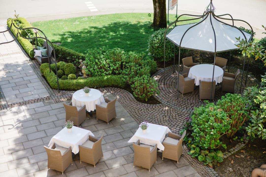 Gartenanlage Hirsch 1783 Hotel