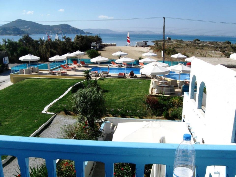Blick auf Pool und Meer Hotel Princess Of Naxos