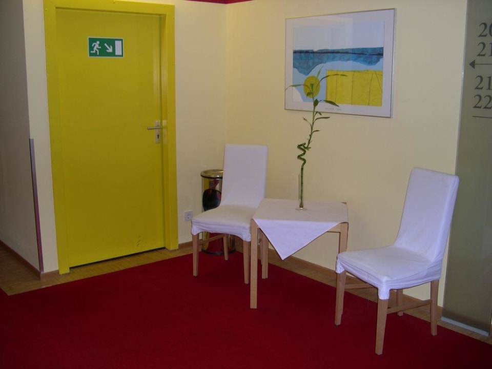 Im Flur des Hotels Hotel Zum Weissen Ross