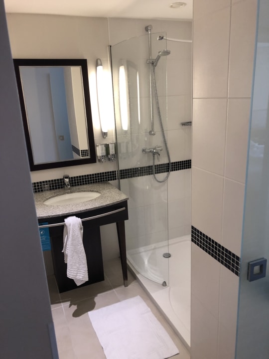 Zimmer Hampton by Hilton Berlin City West