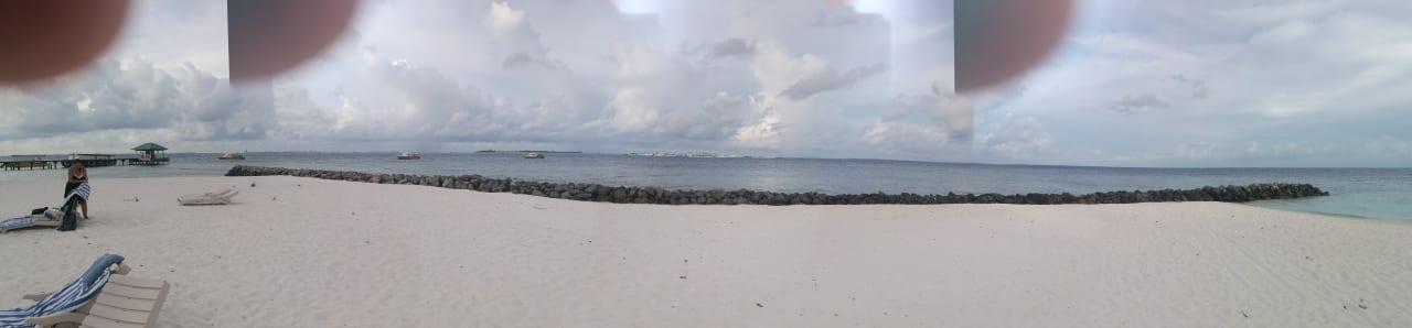 Strand Embudu Village