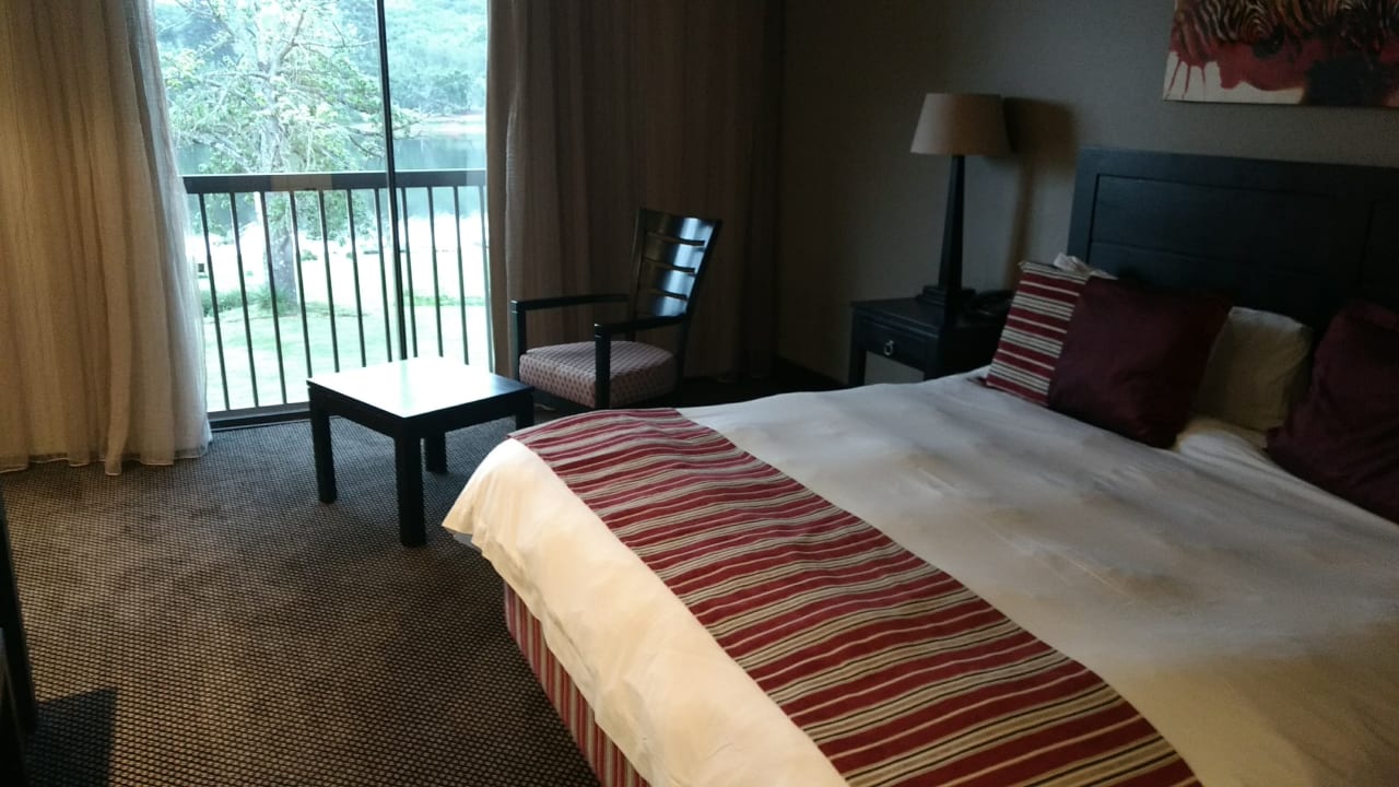 Zimmer Pine Lake Inn