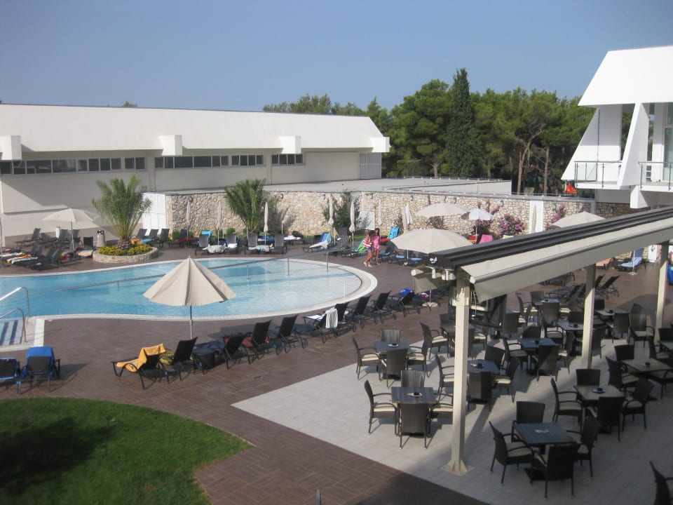 Pool mit Bar Hotel Olympia