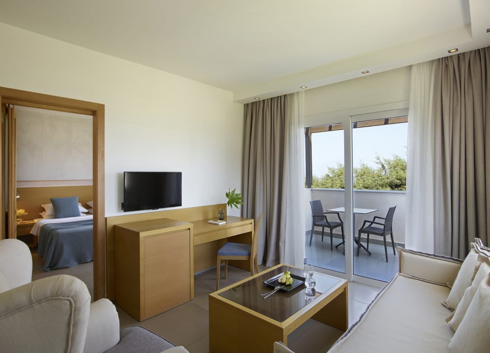 Zimmer Atlantica Marmari Palace