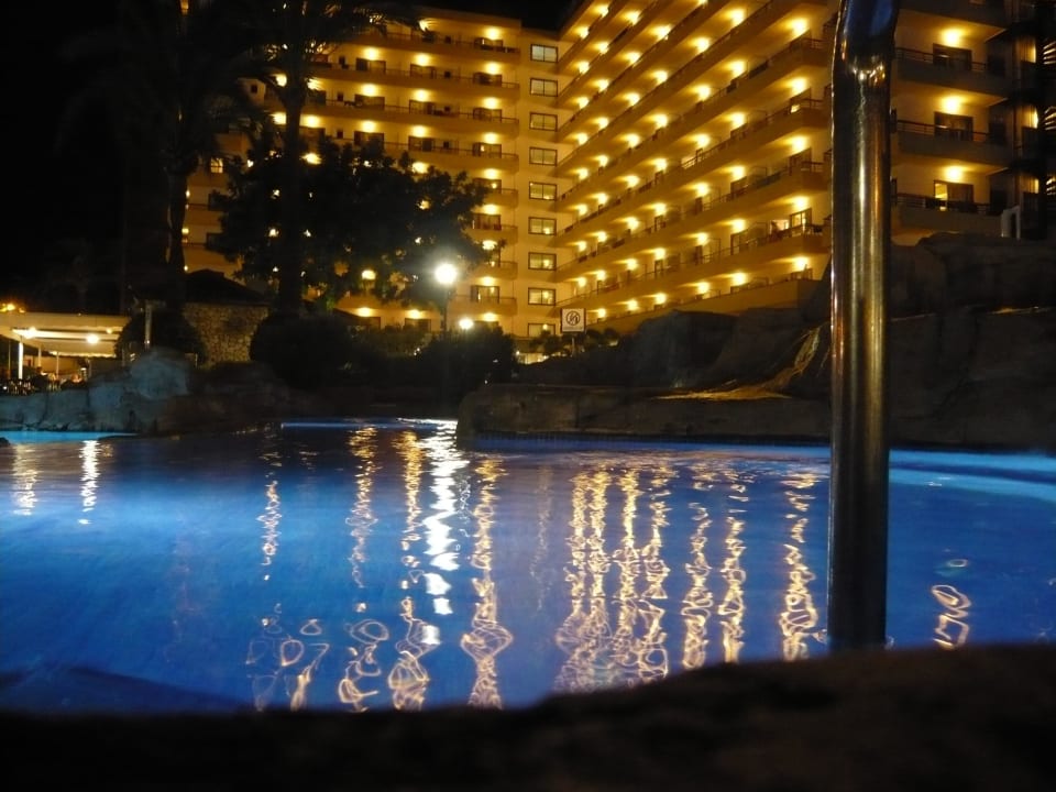 Whirlpool am Abend.  BQ Belvedere Hotel
