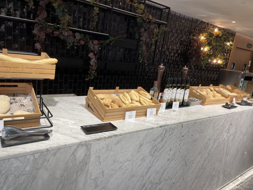 Gastro Hotel Giralda Center