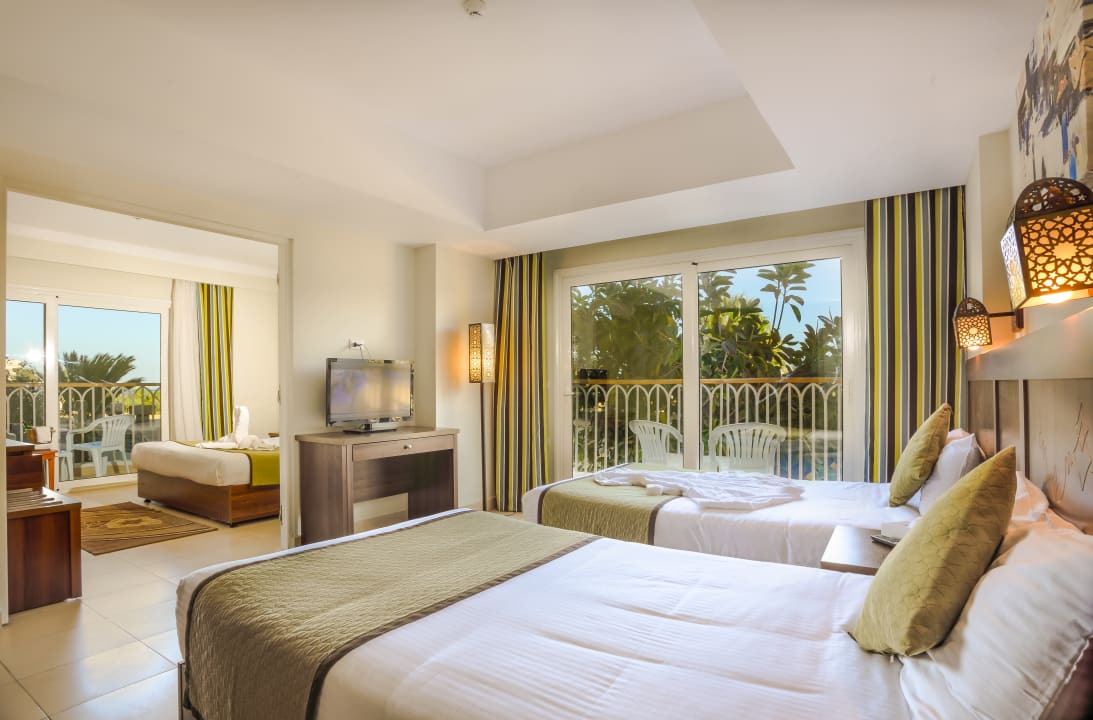 Zimmer Royal Star Beach Resort