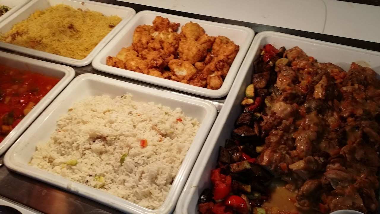 Hauptspeisen The Orangers Beach Resort and Bungalows