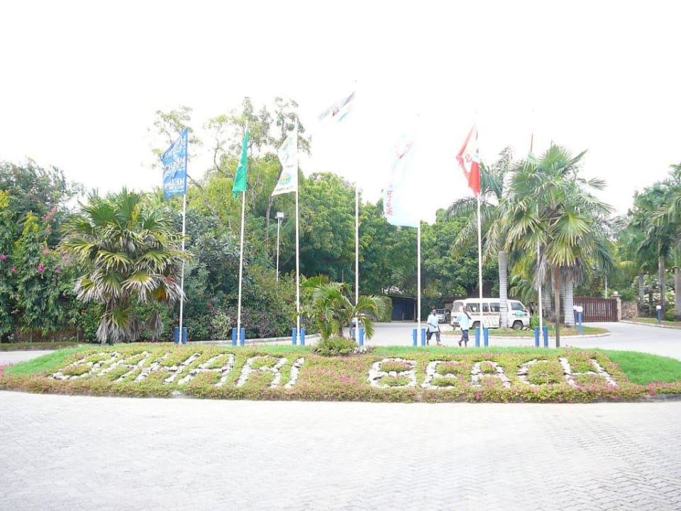 front of the hotel Bahari Beach Hotel