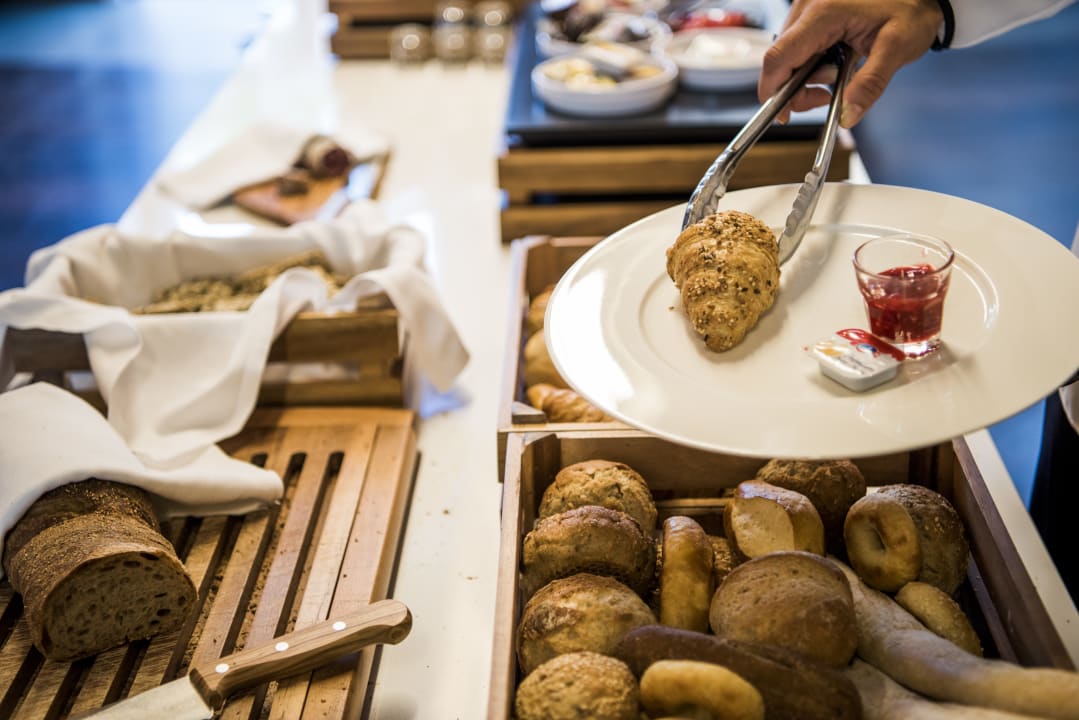 Restaurant HOTEL APART- Welcoming I Urban Feel I Design