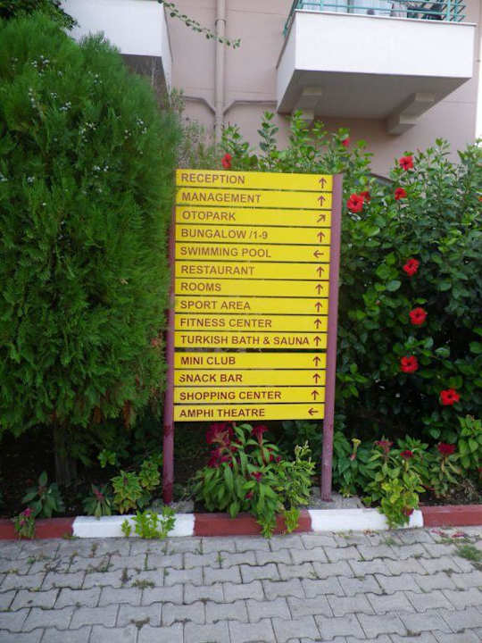 Beschilderung Eingang Greenwood Kemer Resort