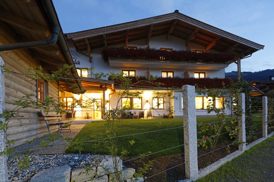 Landhotel Garni Bavaria in Ellmau am Wilden Kaiser Landhotel Garni Bavaria