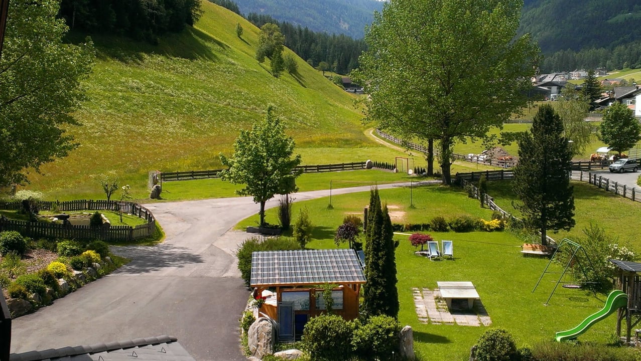 Gartenanlage Pension Oberjahrl